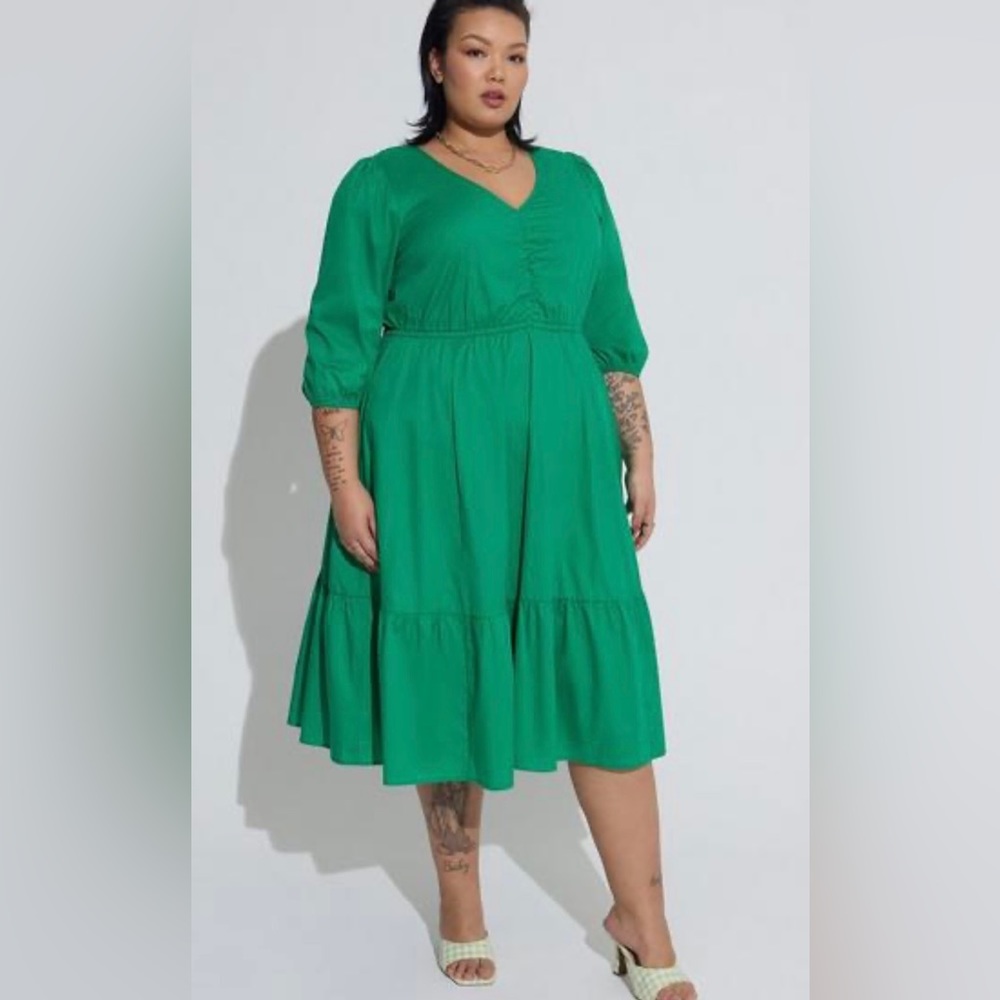 torrid Green V-Neck Tiered Midi Dress